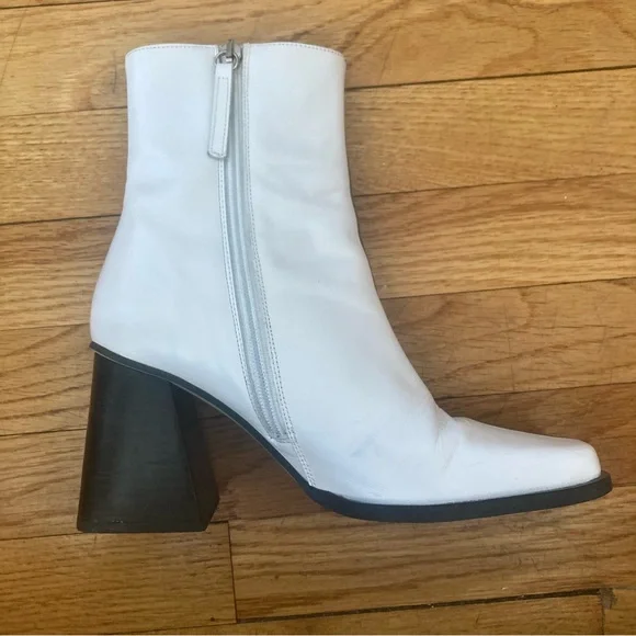 ALOHAS South bicolor green/white heeled boots - Picture 8 of 11